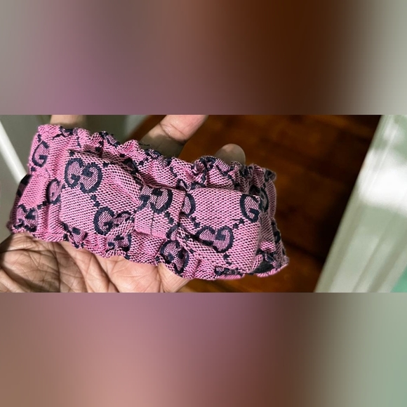 Gucci kids GG jacquard denim dress.worn once for photoshoot, like brand new. - Picture 5 of 6